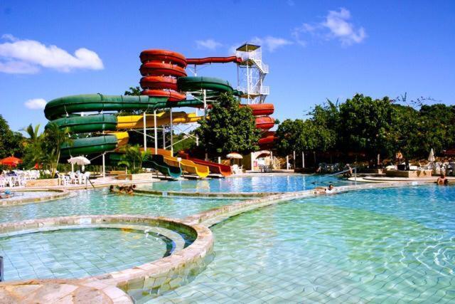 Diroma Internacional, Com Acqua Park Lejlighed Caldas Novas Eksteriør billede